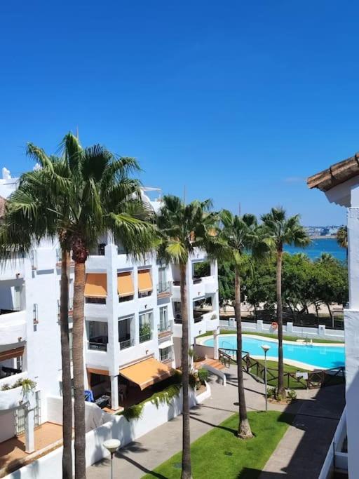 Apartamento A Pie De Playa Con Parking Privado Rota Exterior foto